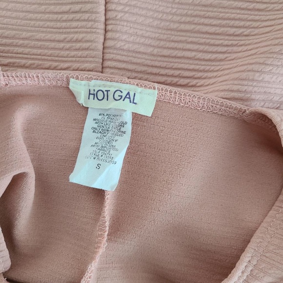 Pink tight dress - Picture 3 of 3